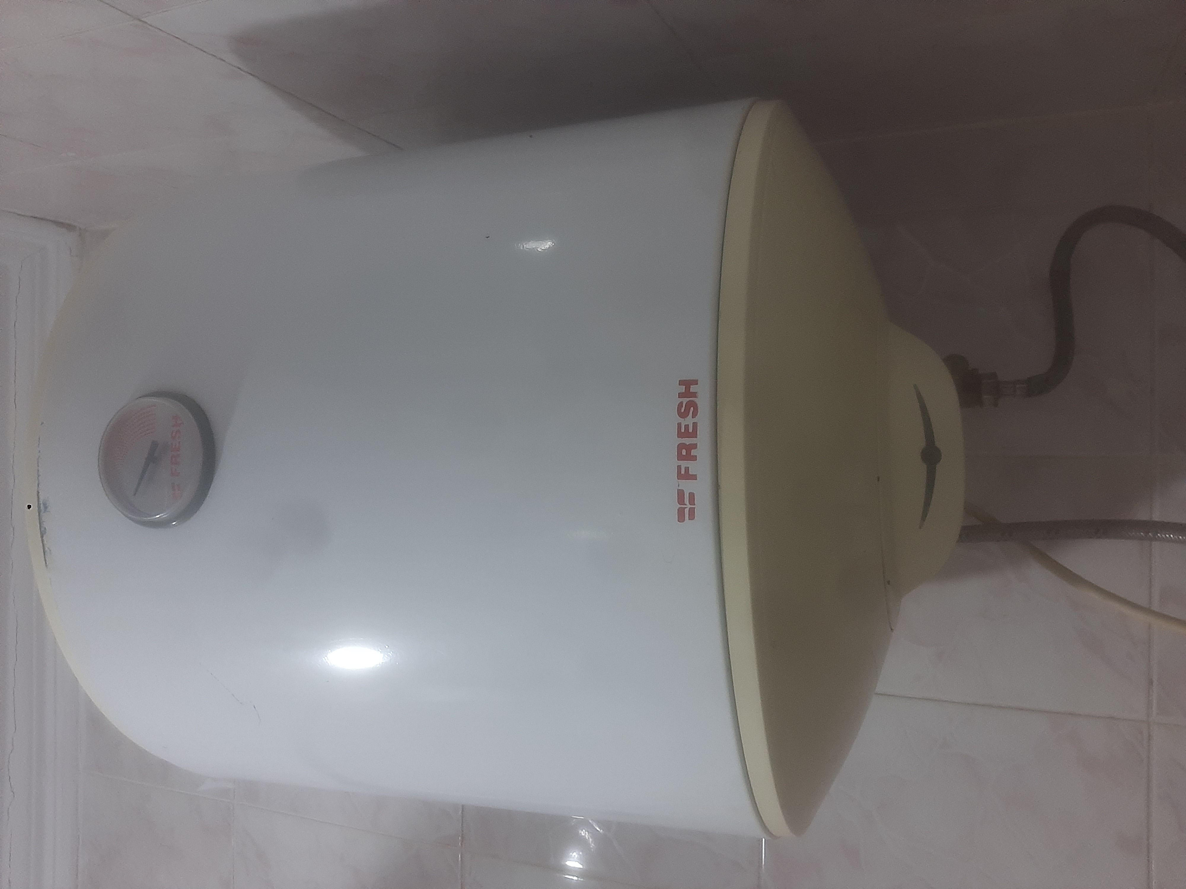 سخان كهربائي فريش ٥٠ لتر